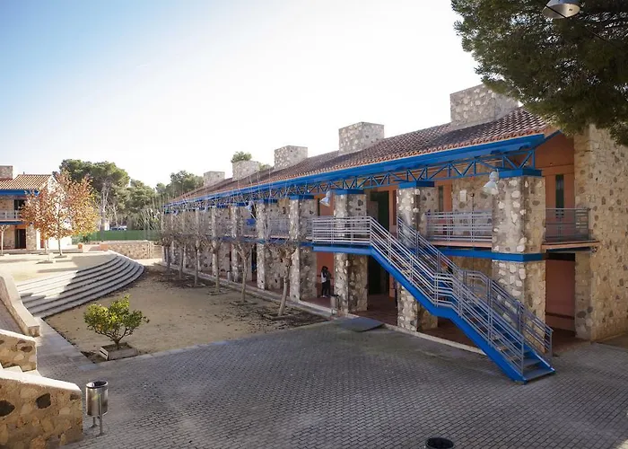 La Marina Hostel